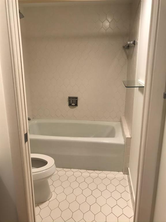 LANDS OF THE PRESIDENT CONDO 7 - Residential