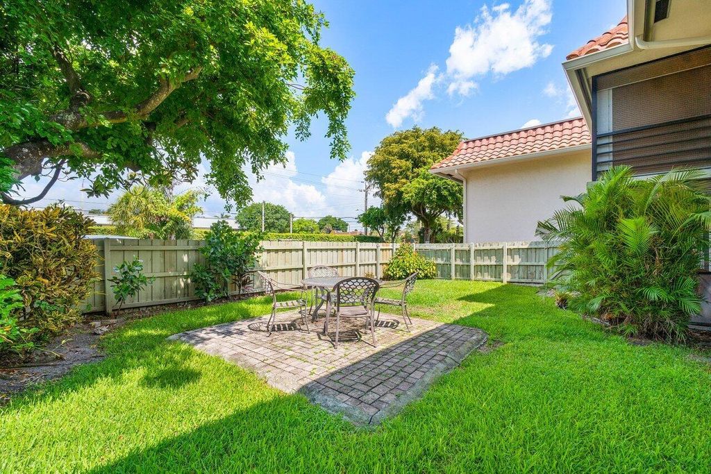 Photo of 1174 NW 13th 140b Street #140b, Boca Raton, FL 33486 (MLS # R11048594)