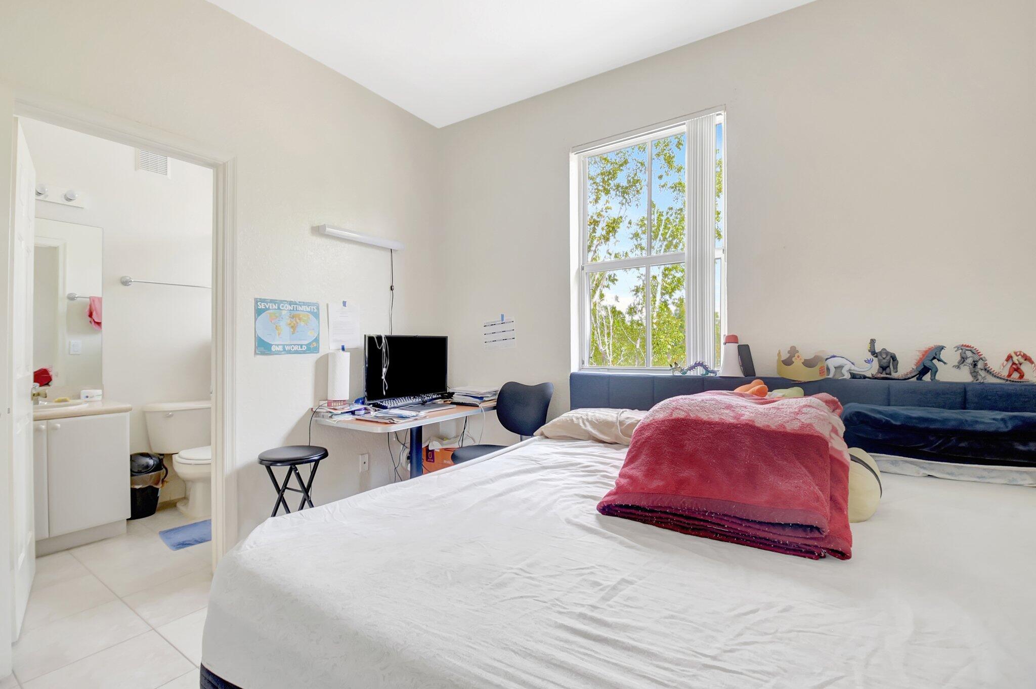 SHOMA TOWNHOMES AT ROYAL PALM BEACH CONDO - Residential