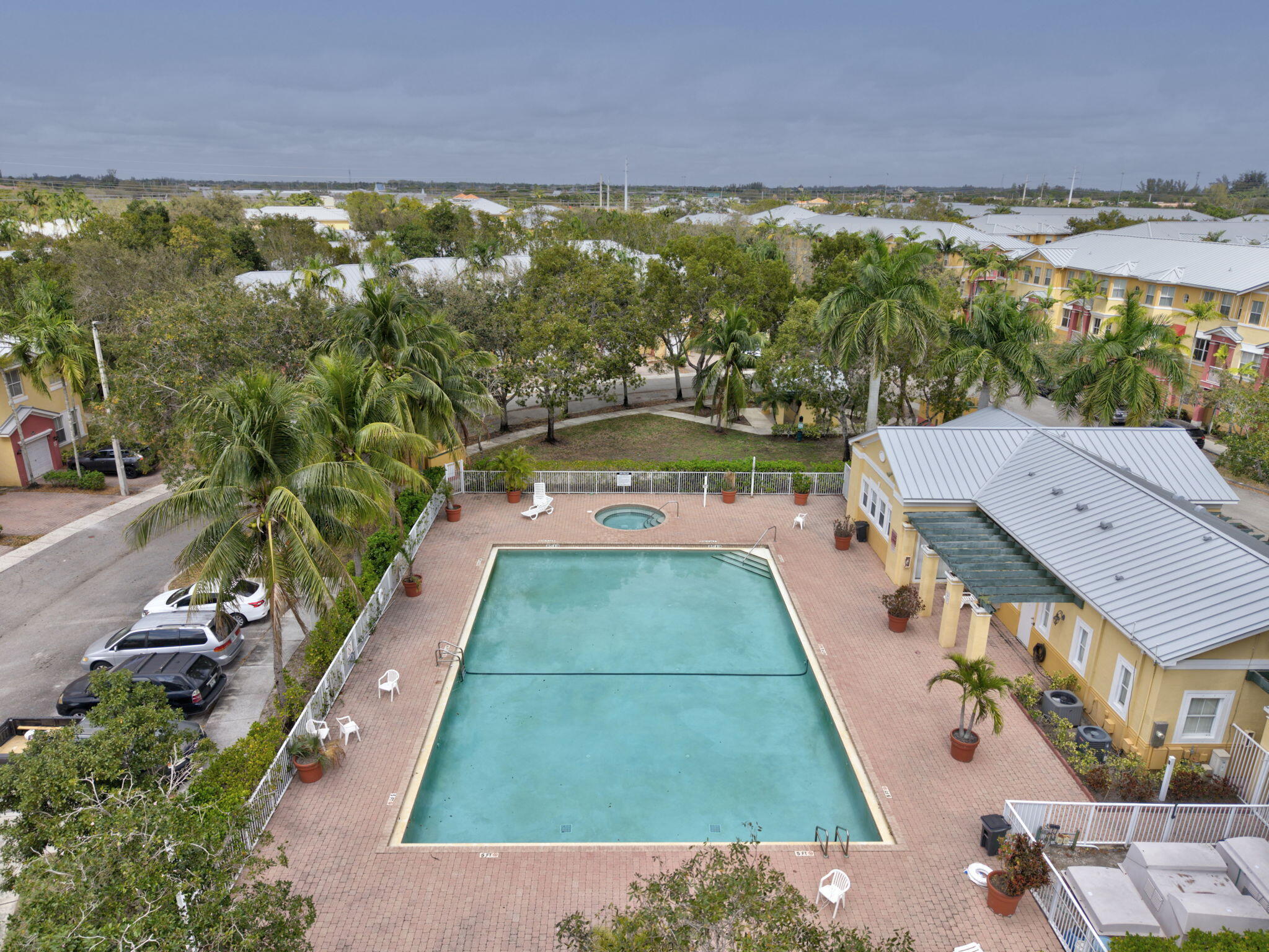 SHOMA TOWNHOMES AT ROYAL PALM BEACH CONDO - Residential