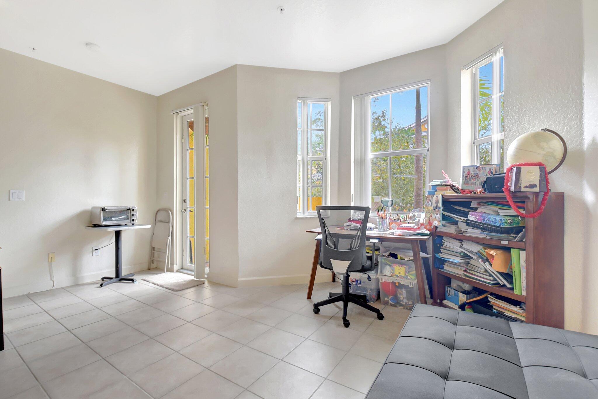 SHOMA TOWNHOMES AT ROYAL PALM BEACH CONDO - Residential