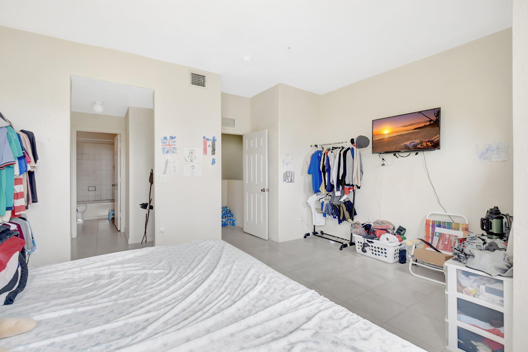 SHOMA TOWNHOMES AT ROYAL PALM BEACH CONDO - Residential