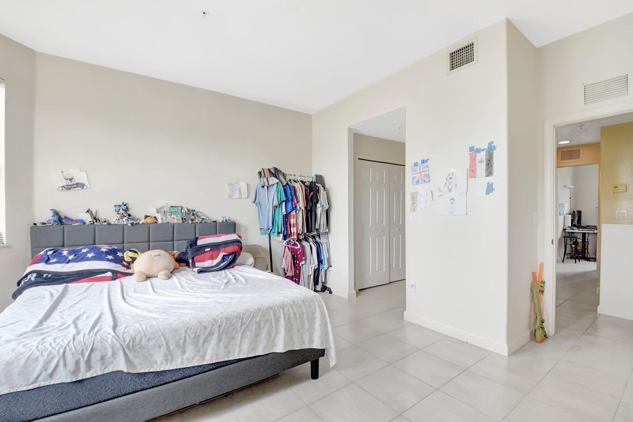 SHOMA TOWNHOMES AT ROYAL PALM BEACH CONDO - Residential