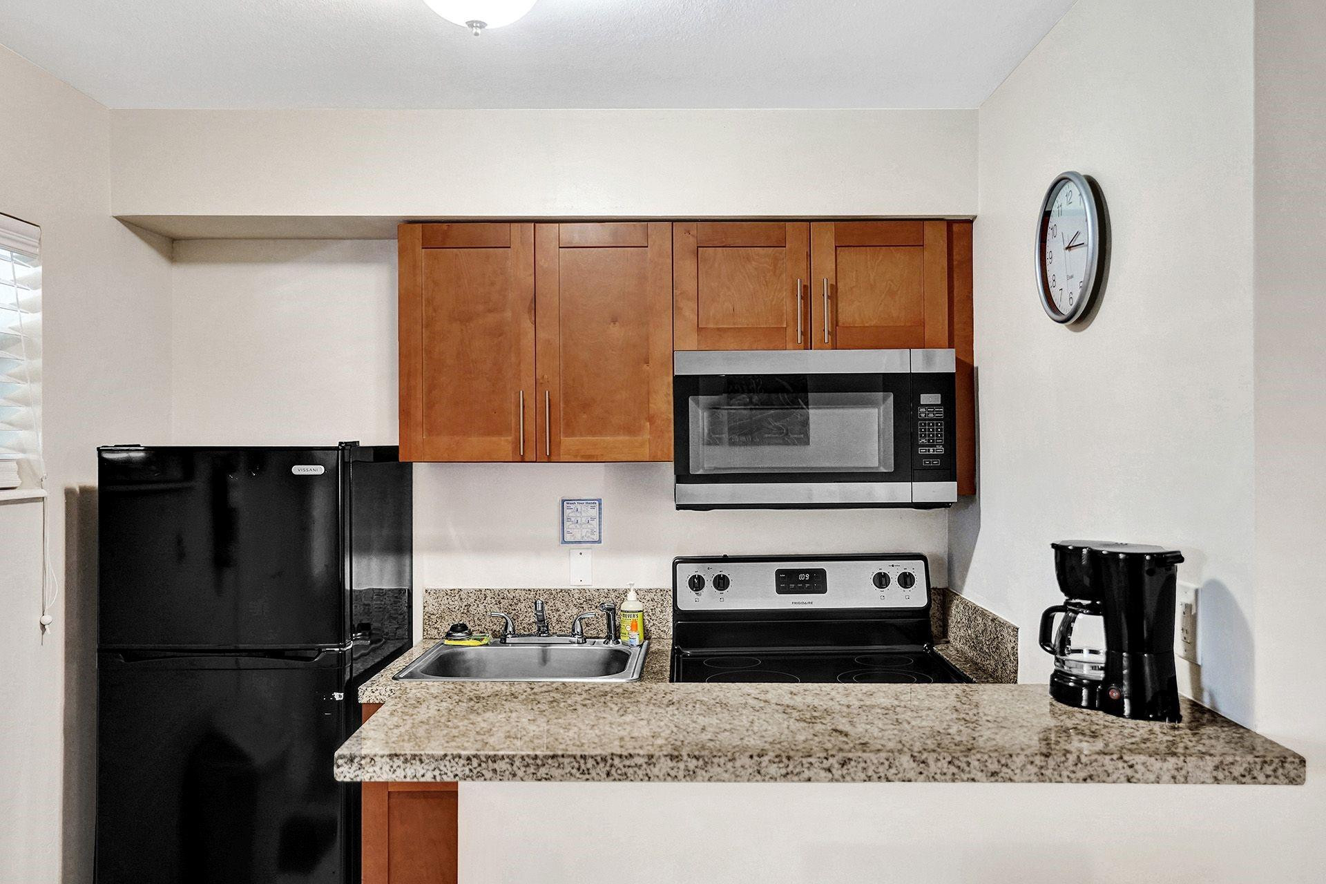 POMPANO BY THE SEA RESUB - Residential Lease
