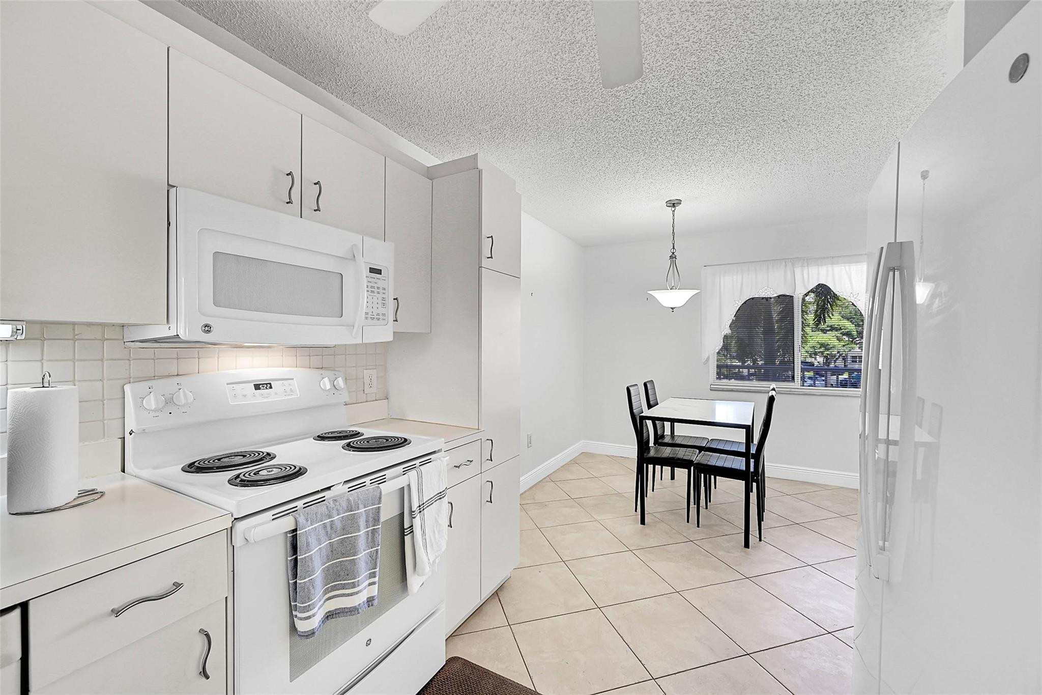 Sunrise Lakes Phase 4 - Residential