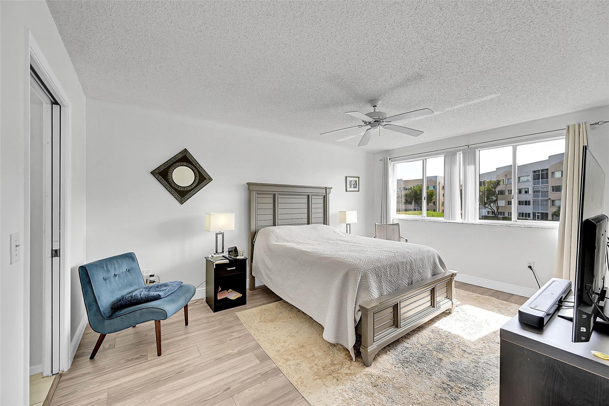 Sunrise Lakes Phase 4 - Residential
