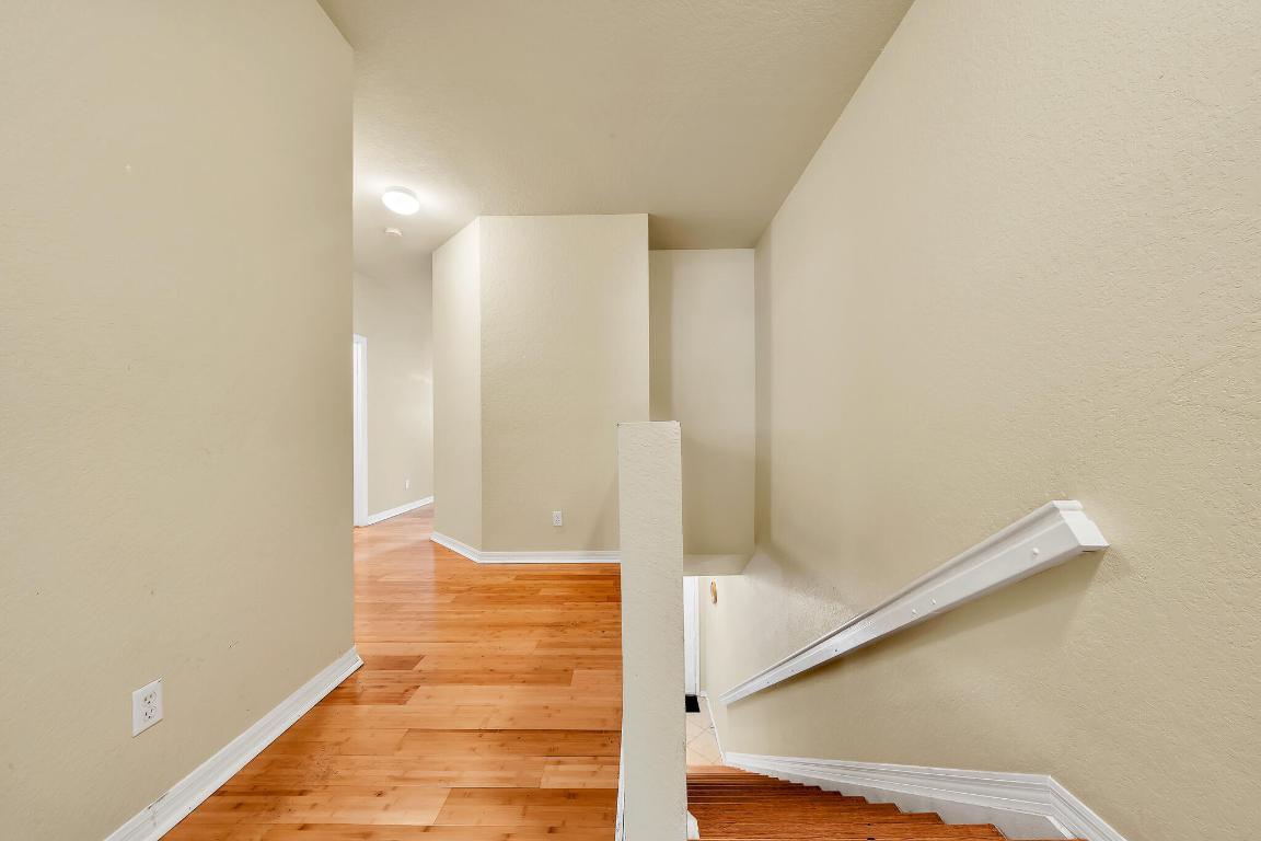 MAGNOLIA BAY CONDOMIMIUM - Residential