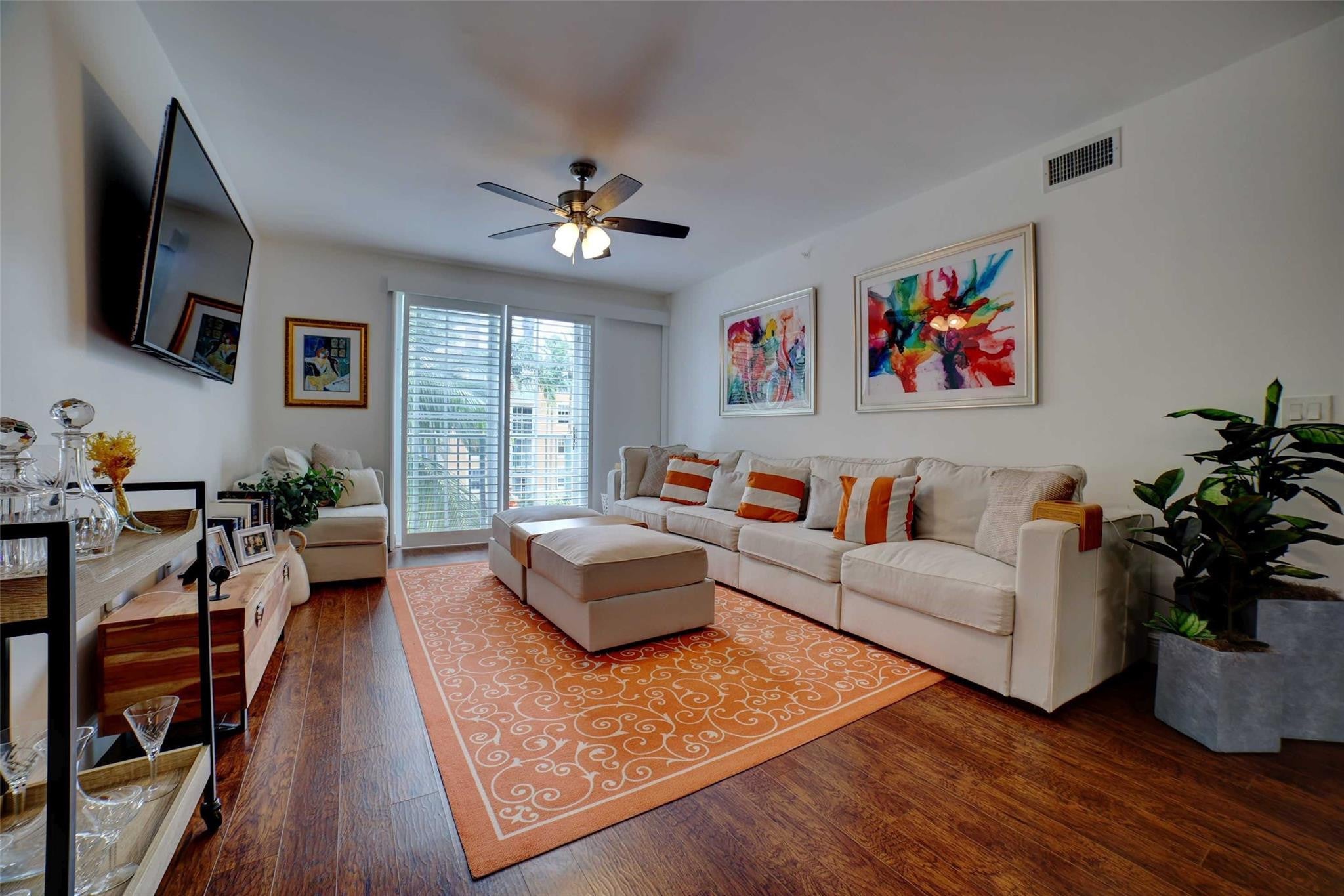 720 S Sapodilla Avenue 413