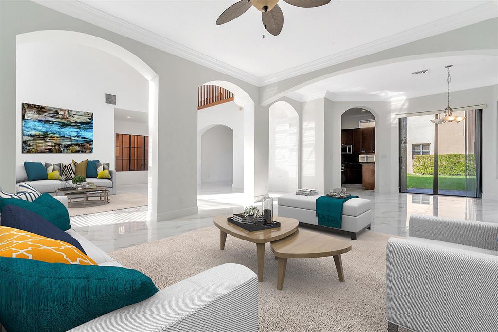 VERSAILLES - Residential