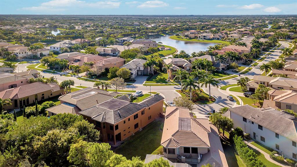 VERSAILLES - Residential