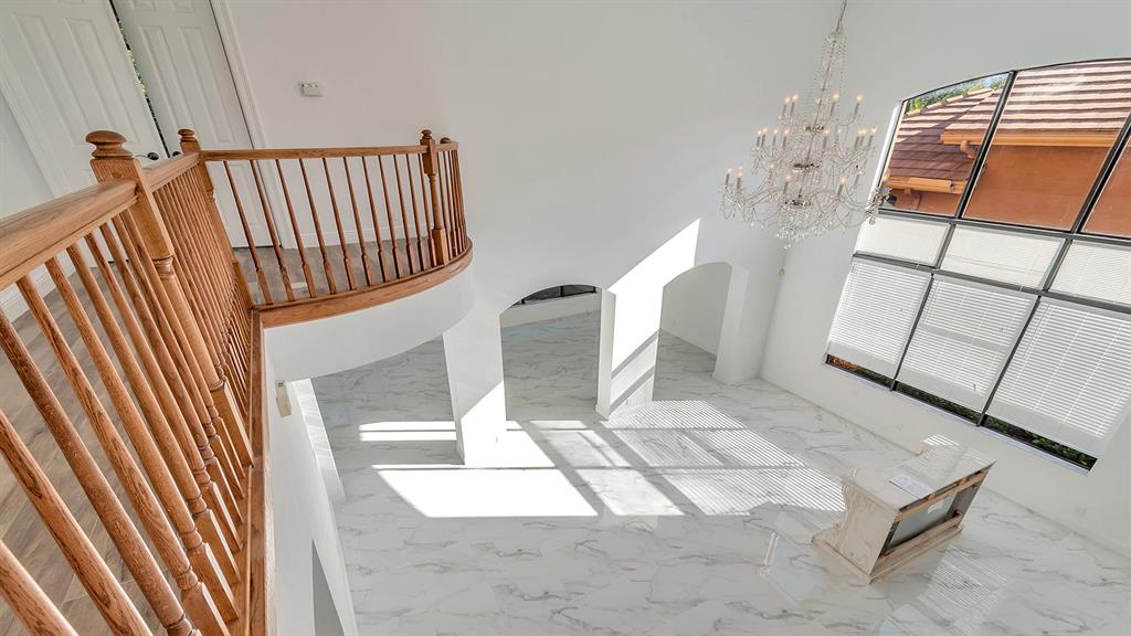 VERSAILLES - Residential