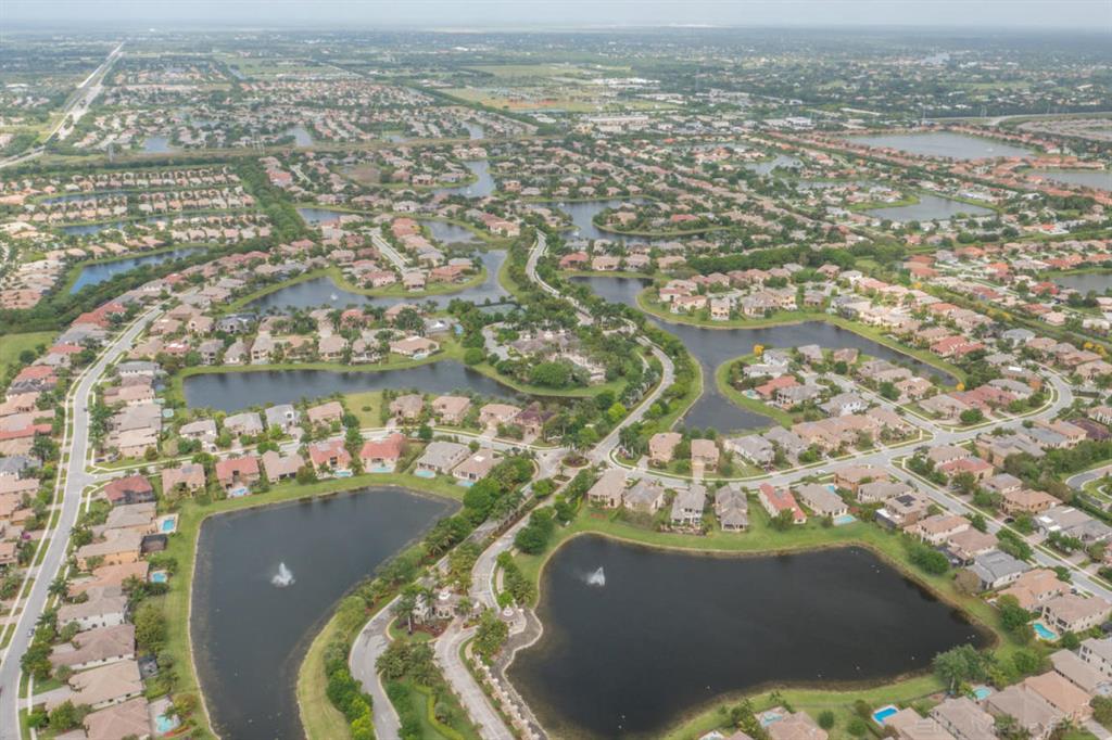 VERSAILLES - Residential