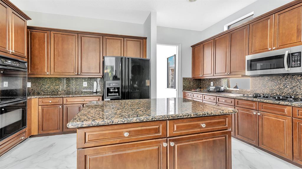 VERSAILLES - Residential