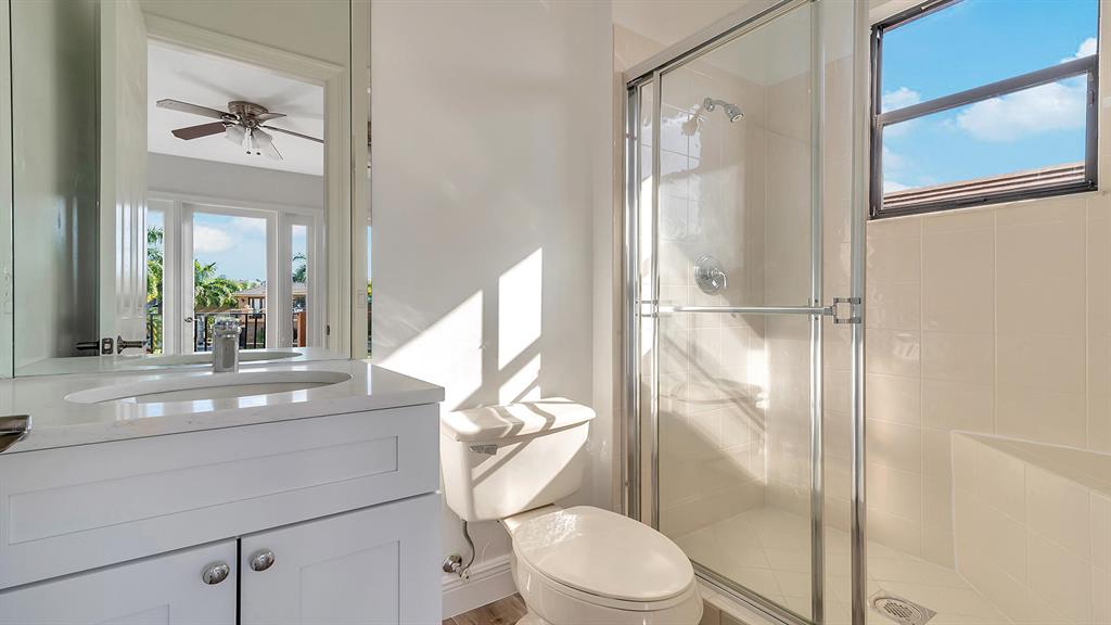 VERSAILLES - Residential