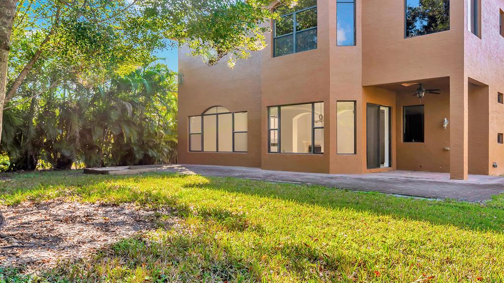 VERSAILLES - Residential