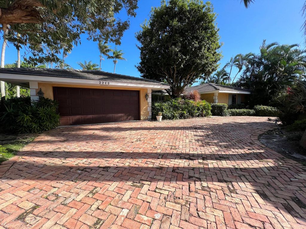 Photo of 2240 Date Palm Road, Boca Raton, FL 33432 (MLS # R10944774)