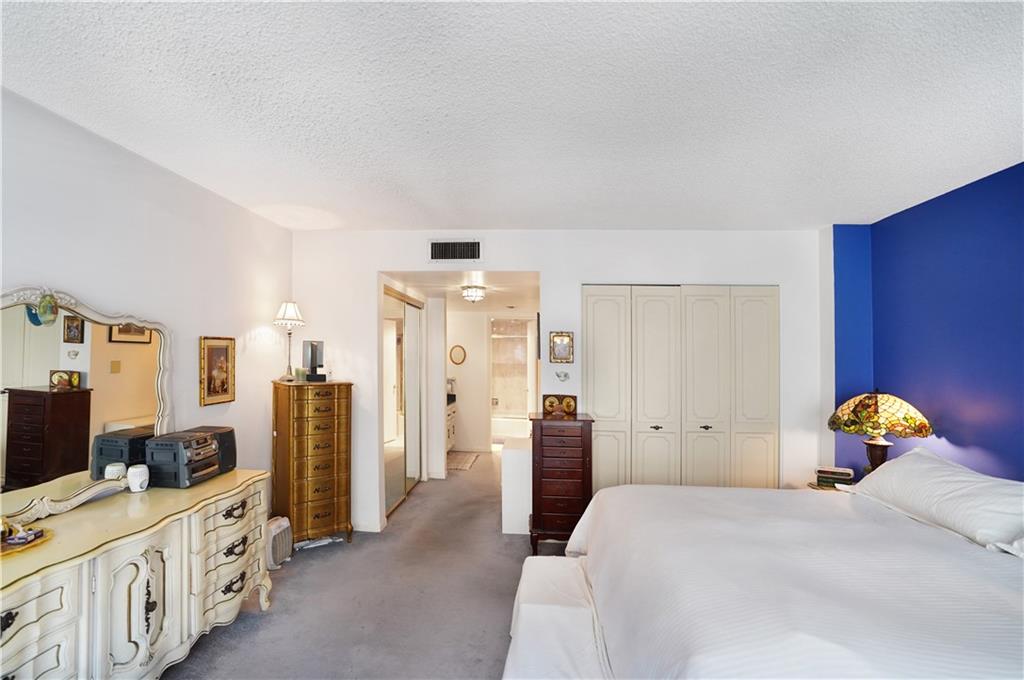 Playa Del Mar - Residential