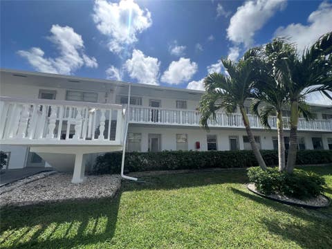 Tiny photo for 191 Markham I #191, Deerfield Beach, FL 33442 (MLS # F10556824)