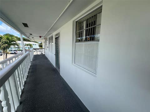 Tiny photo for 191 Markham I #191, Deerfield Beach, FL 33442 (MLS # F10556824)