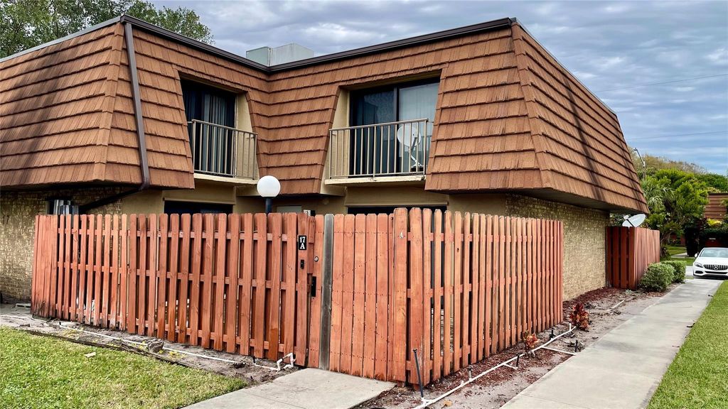 Photo of 1440 N Lawnwood Circle, Fort Pierce, FL 34950 (MLS # F10421766)