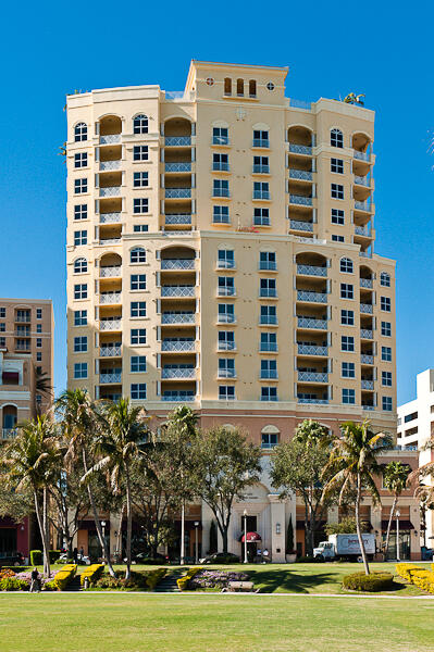 ESPLANADE GRANDE CONDO - Residential Lease