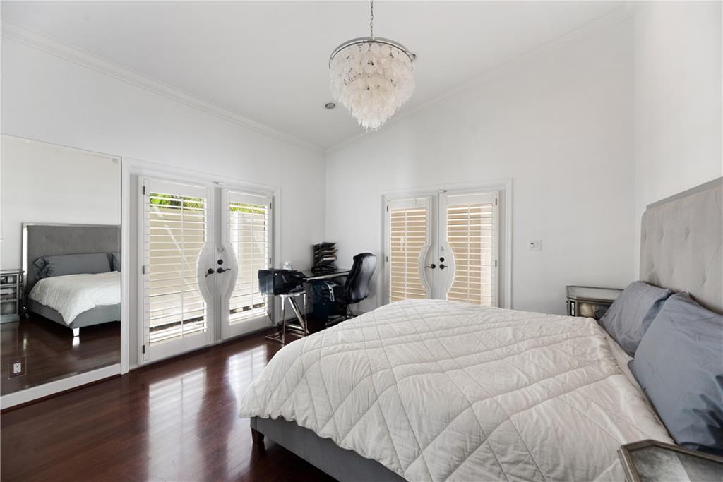 LAUDERDALE BEACH - Residential