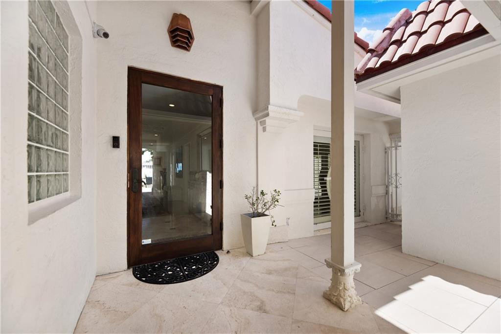 LAUDERDALE BEACH - Residential