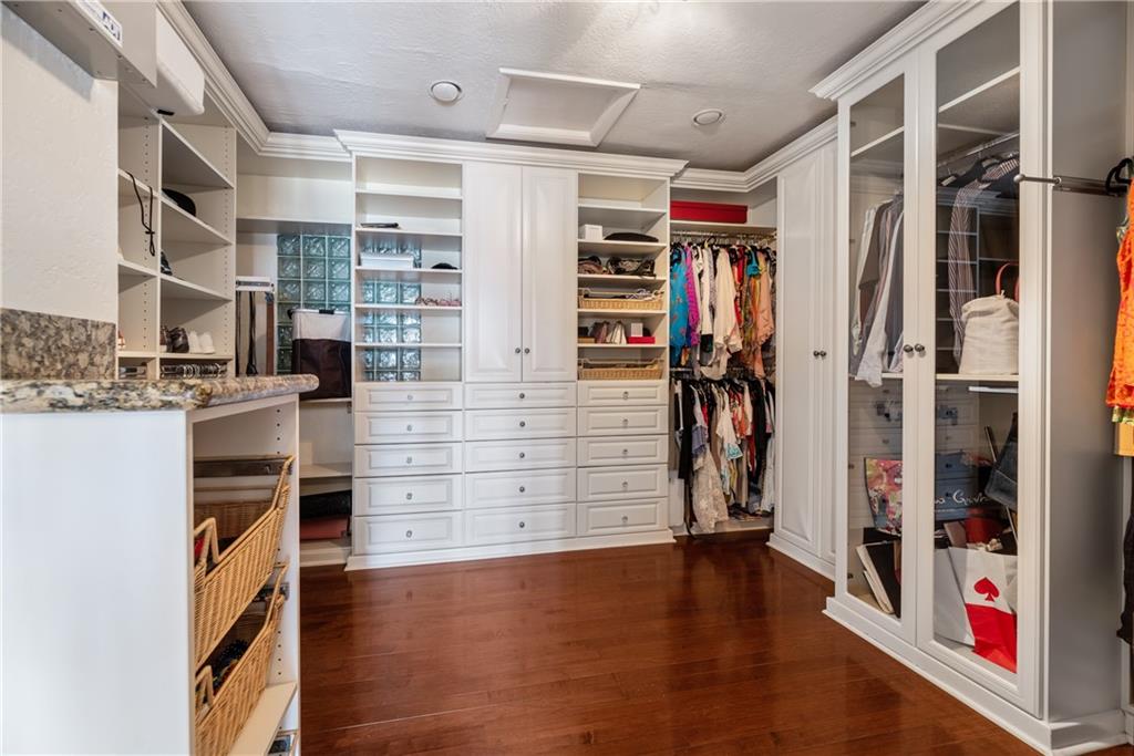 LAUDERDALE BEACH - Residential