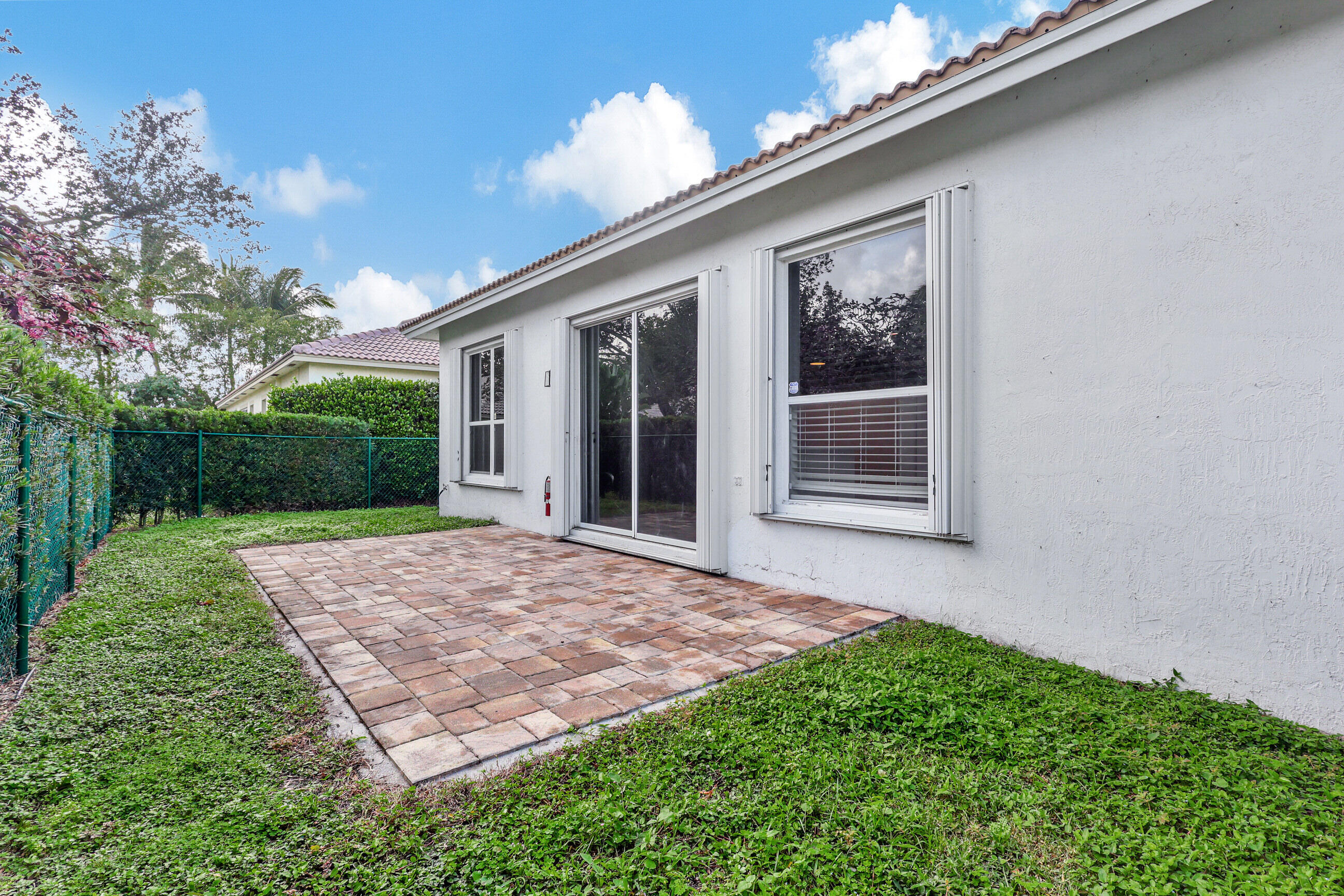 WELLINGTON TR 42B - Residential Lease