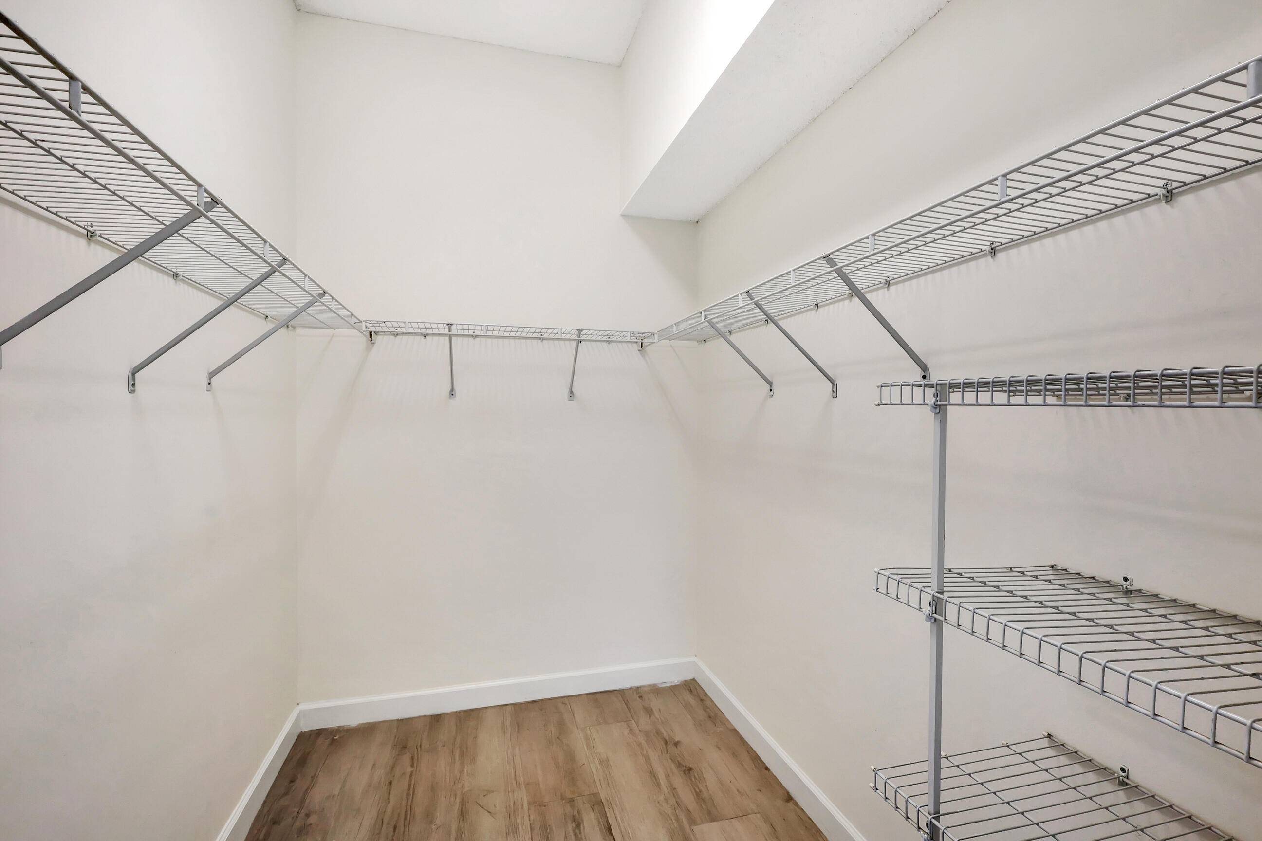 WELLINGTON TR 42B - Residential Lease