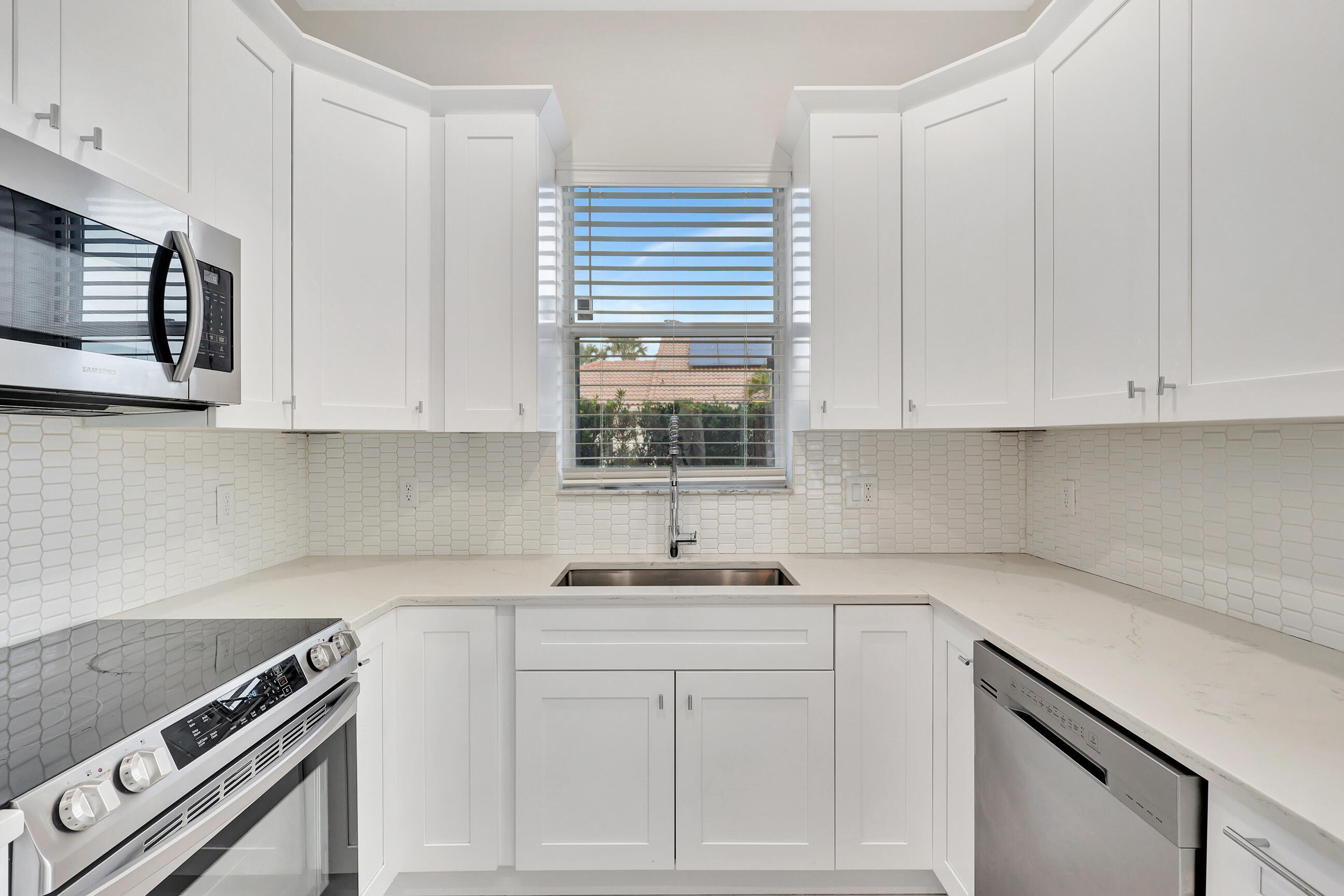 WELLINGTON TR 42B - Residential Lease