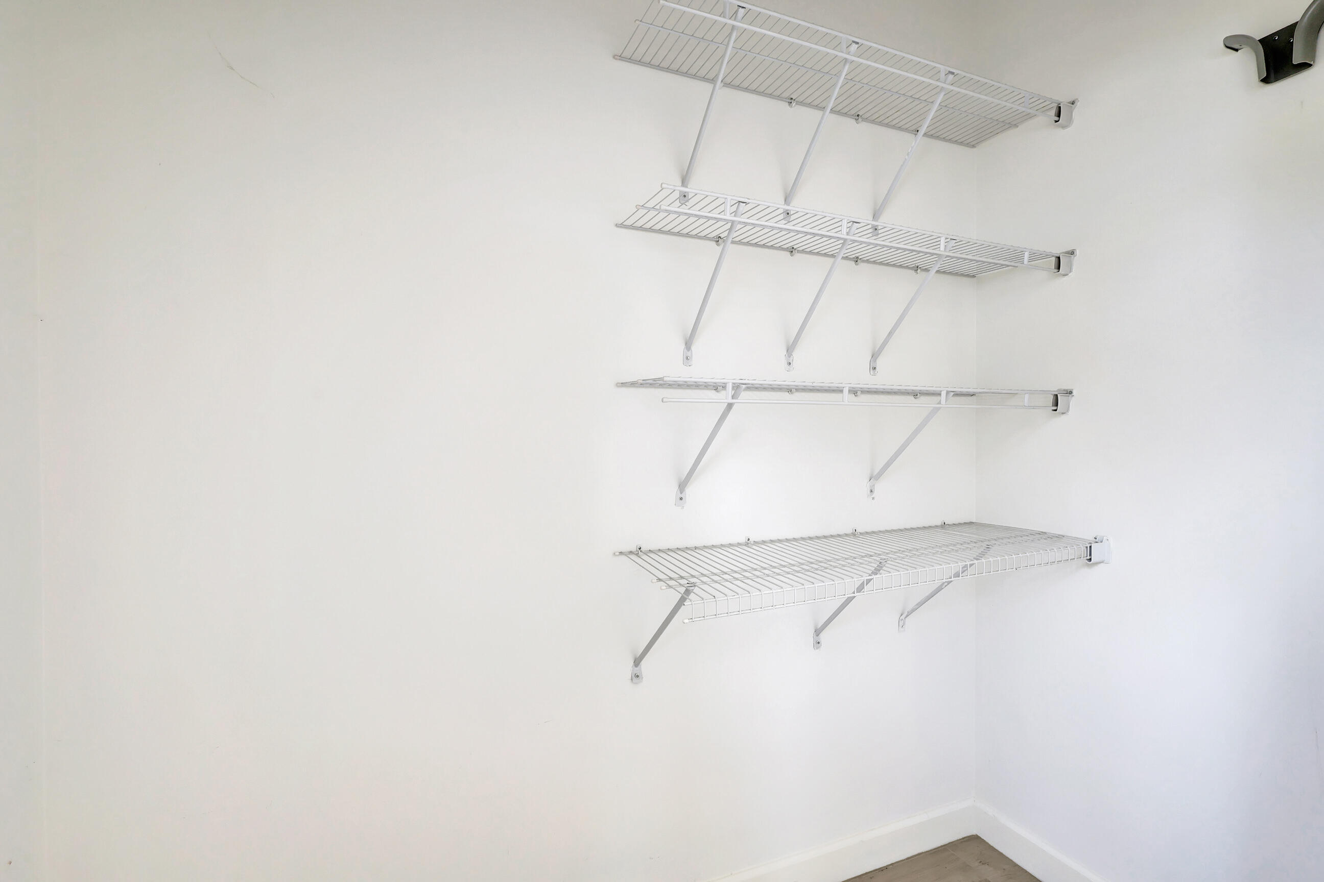WELLINGTON TR 42B - Residential Lease