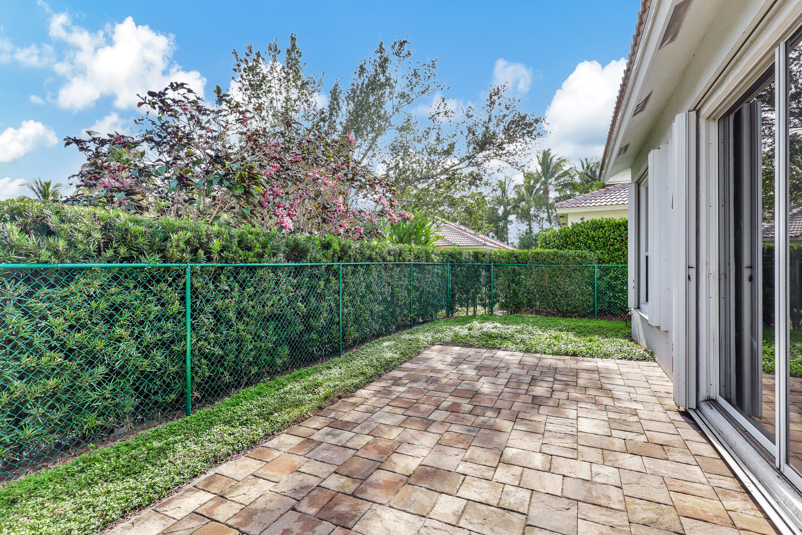 WELLINGTON TR 42B - Residential Lease