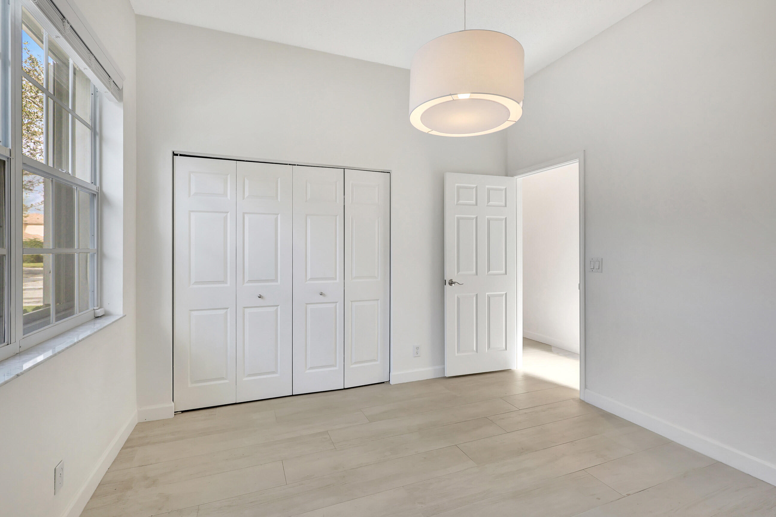WELLINGTON TR 42B - Residential Lease