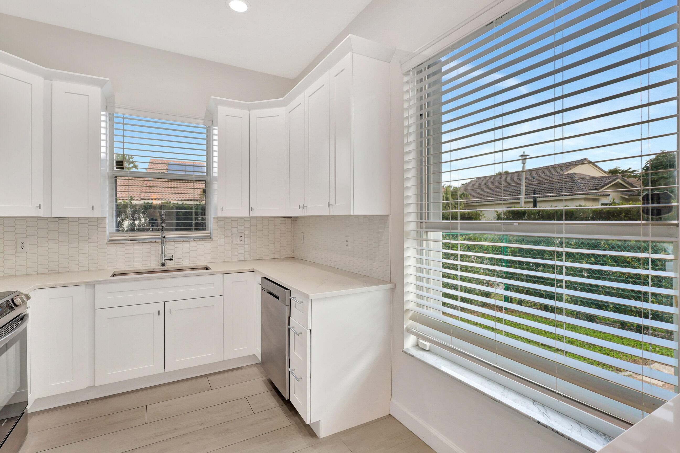 WELLINGTON TR 42B - Residential Lease