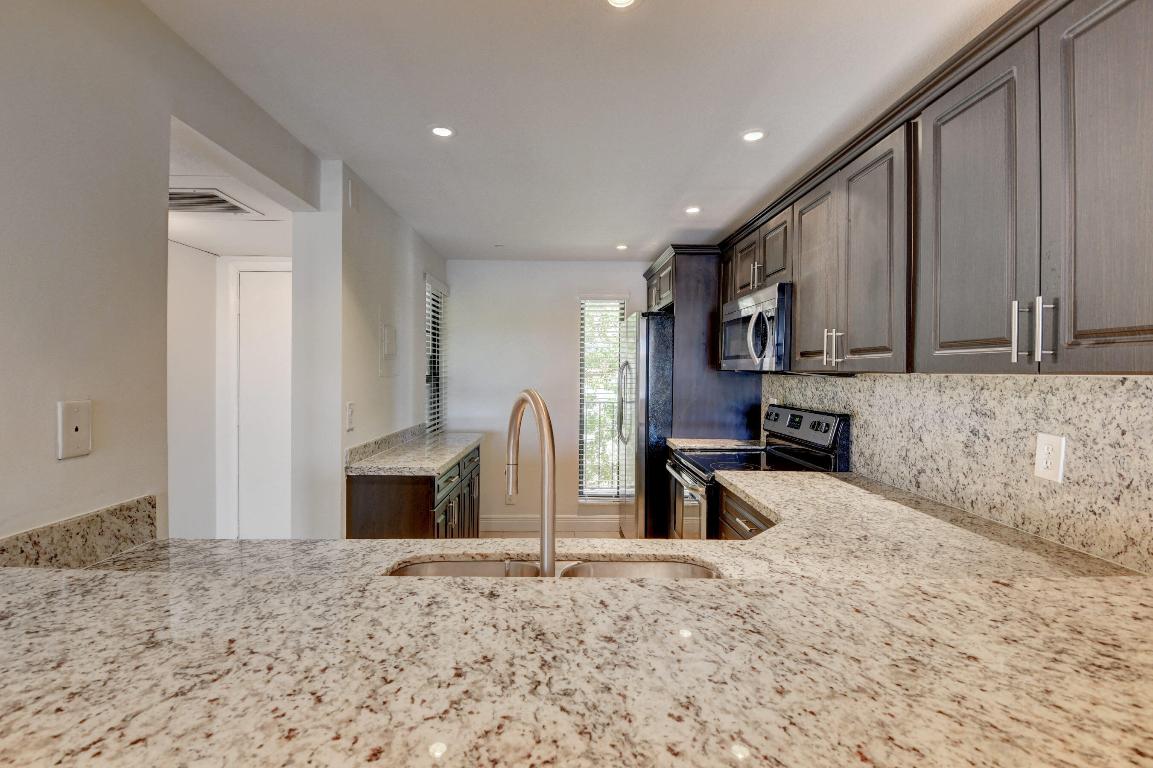 Boca Bayou - Residential Lease