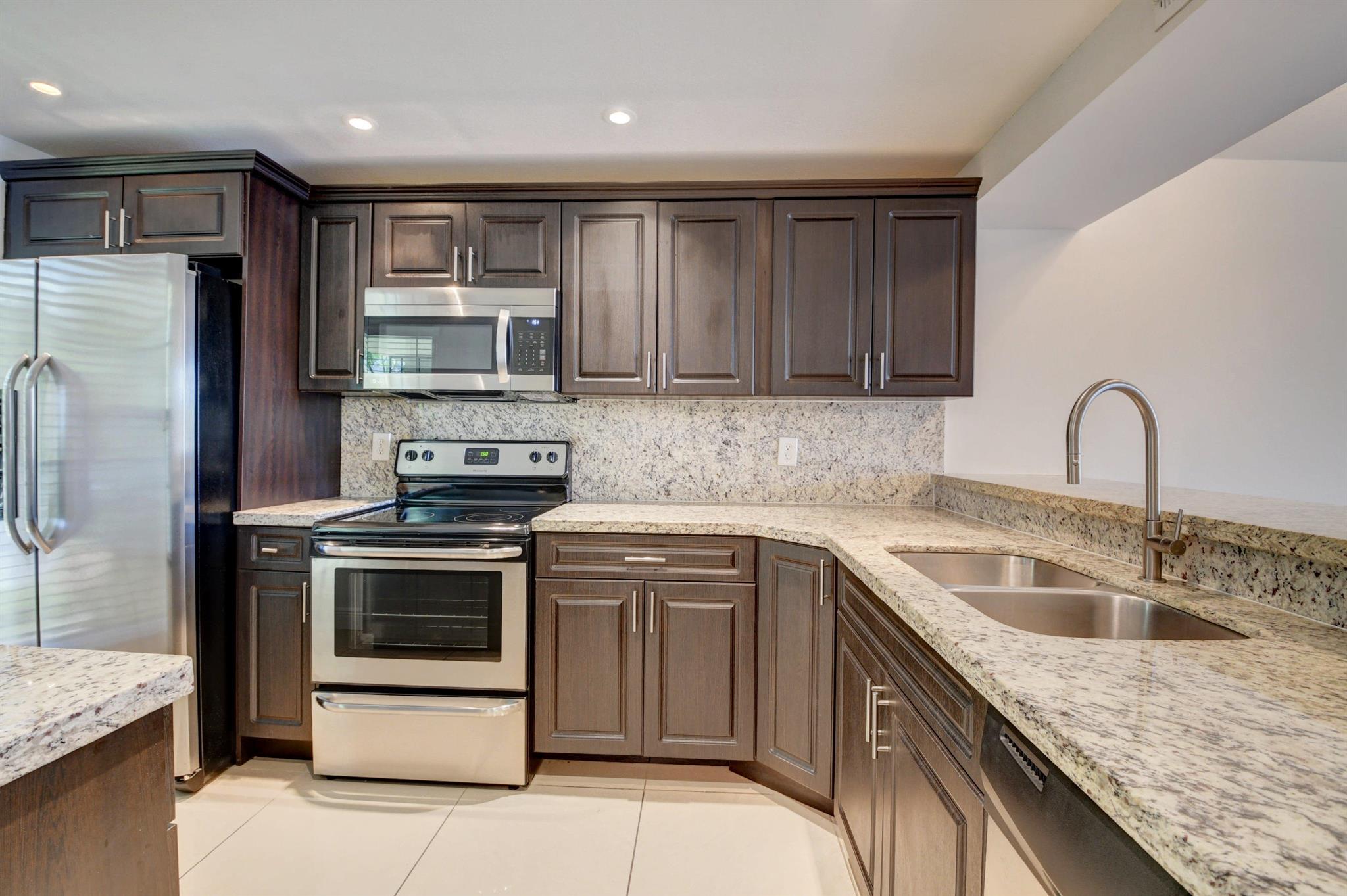 Boca Bayou - Residential Lease