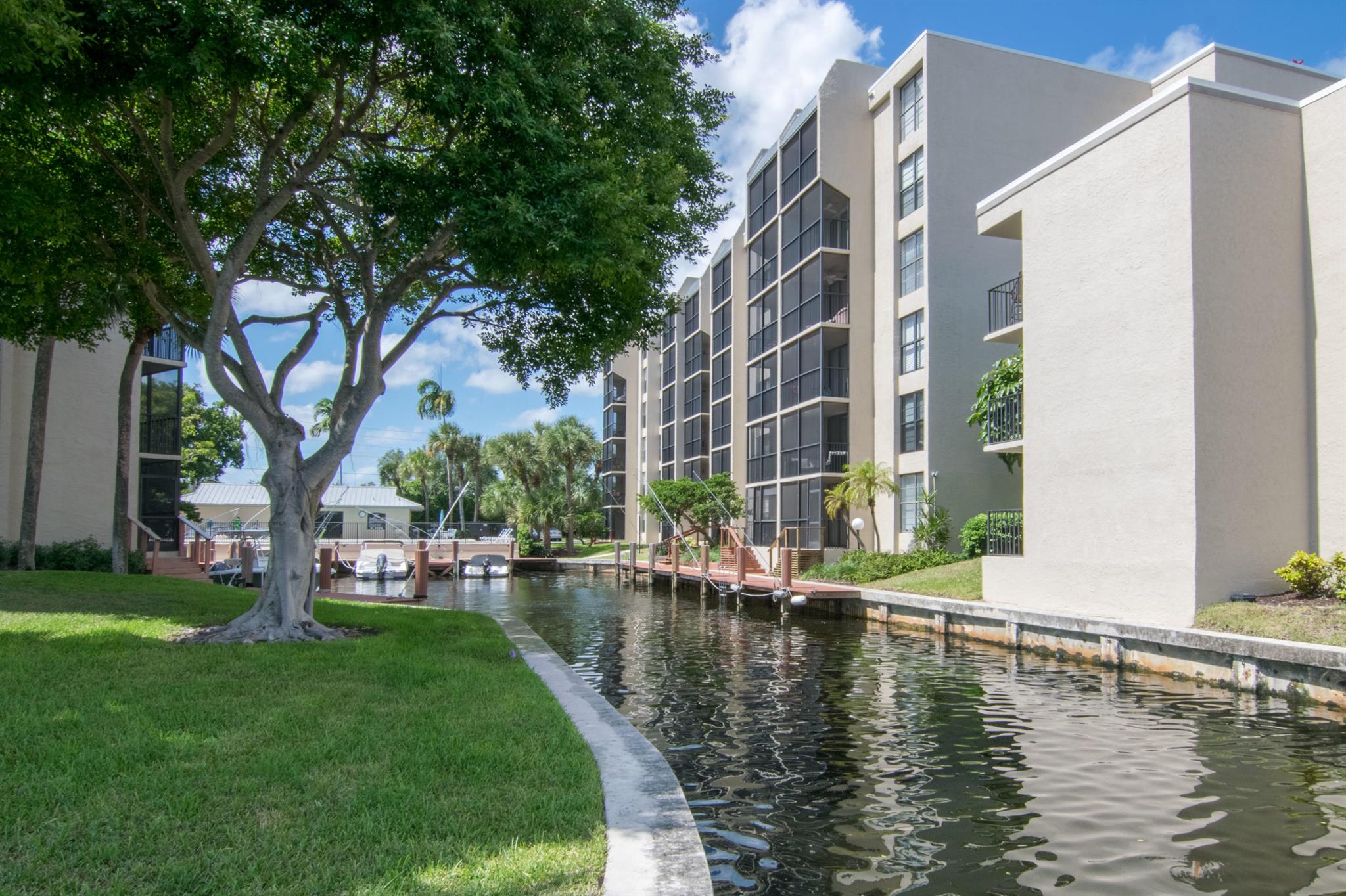 Boca Bayou - Residential Lease