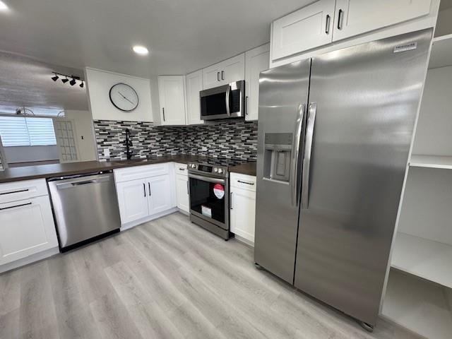 443 NE 195th St 242