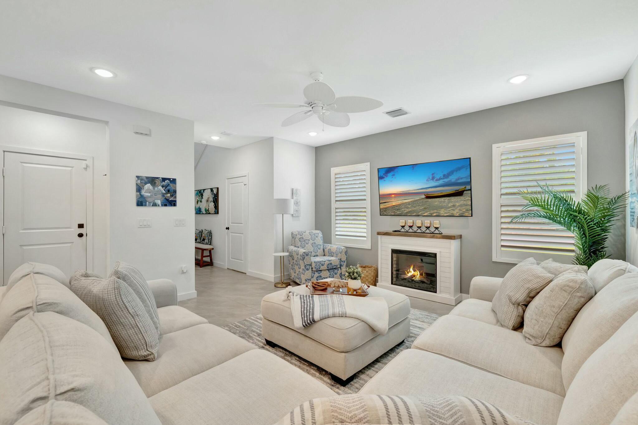 RIVER PLACE ON THE ST LUC - Residential Lease