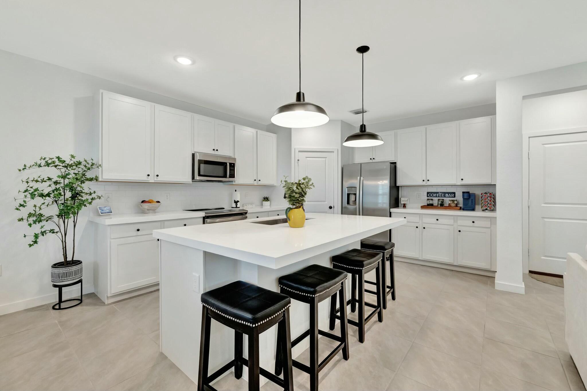 RIVER PLACE ON THE ST LUC - Residential Lease