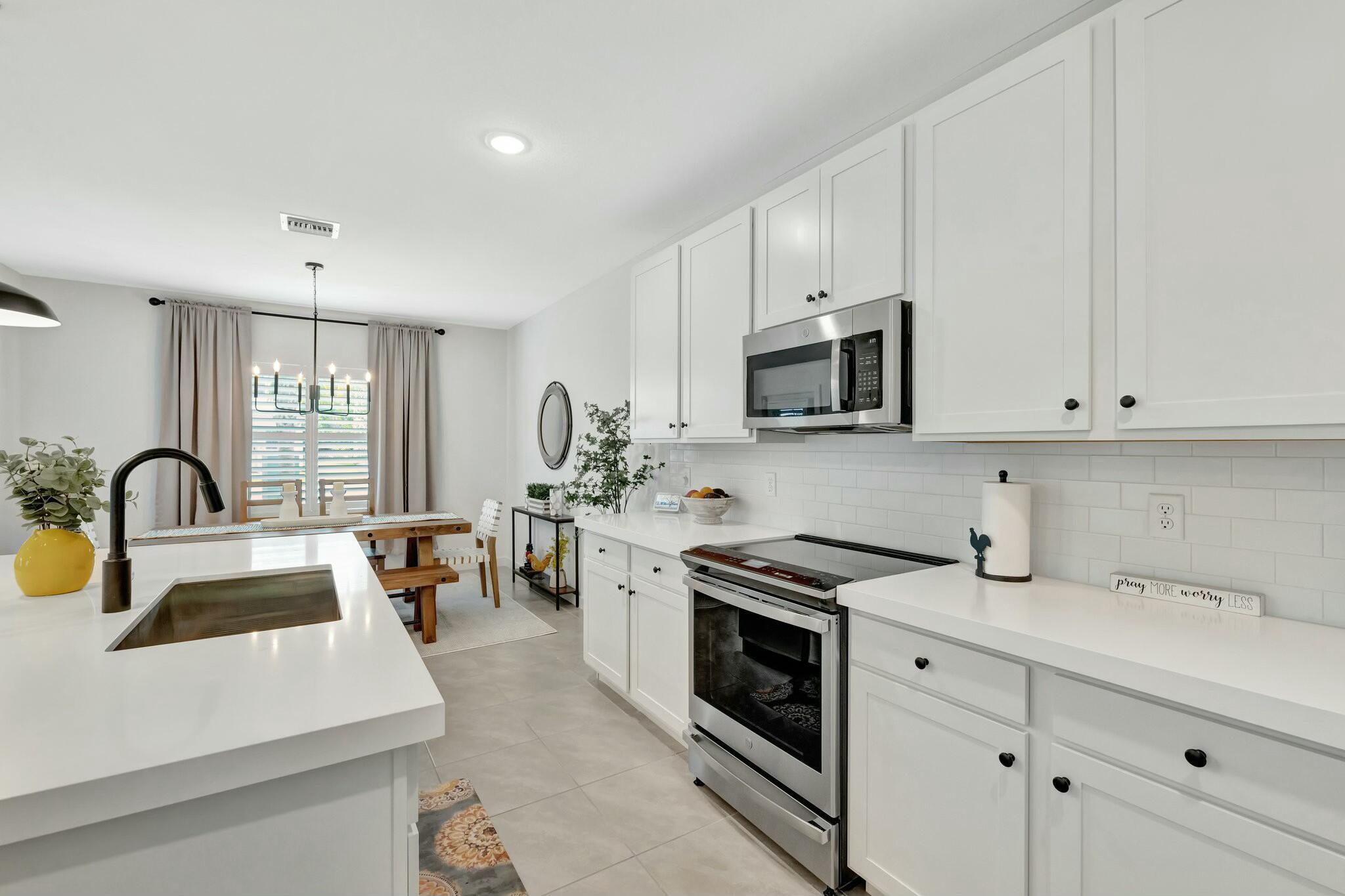 RIVER PLACE ON THE ST LUC - Residential Lease