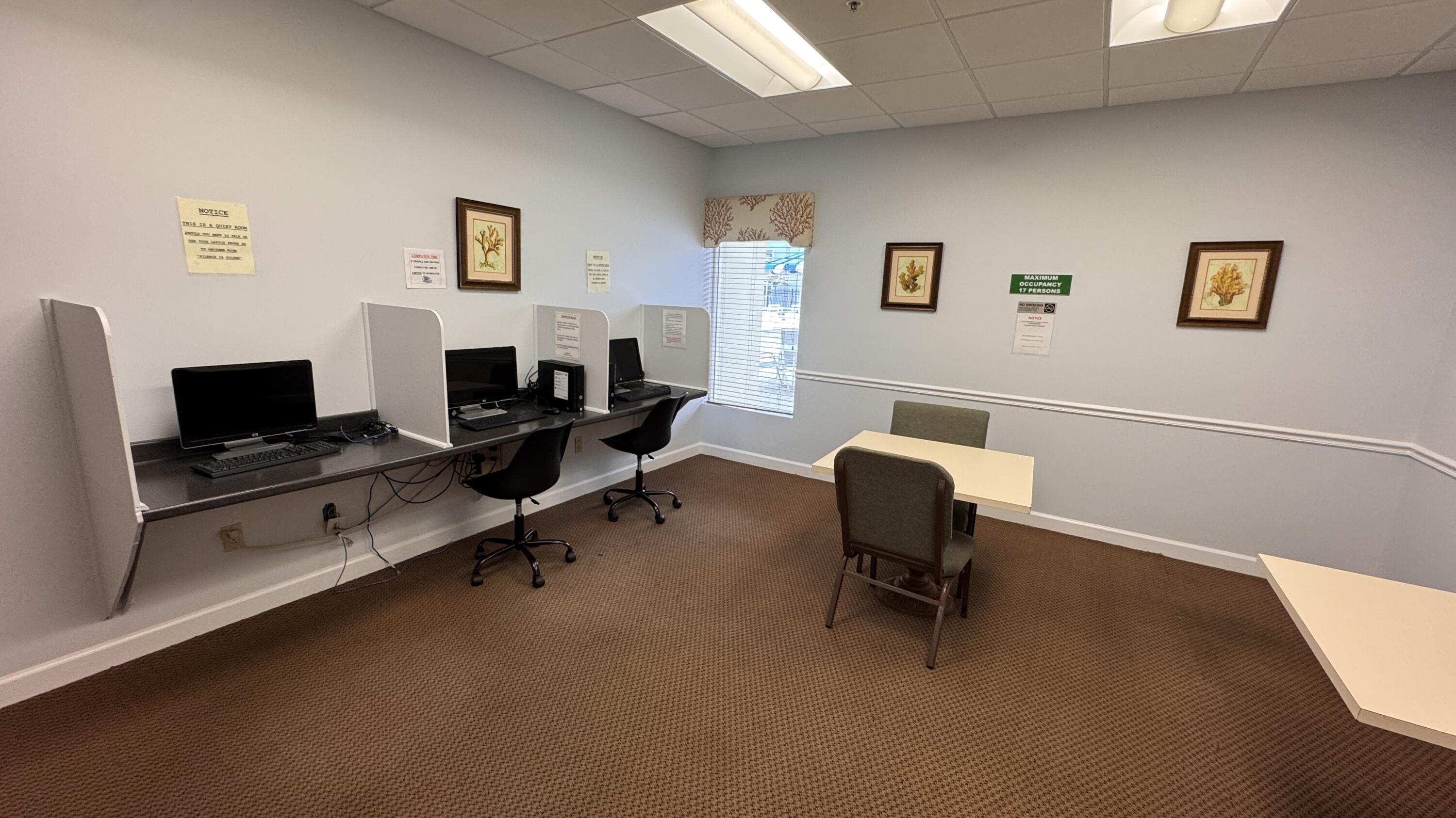 VILLAGE ROYALE ON THE GREEN CONDO COMPLEX - Residential