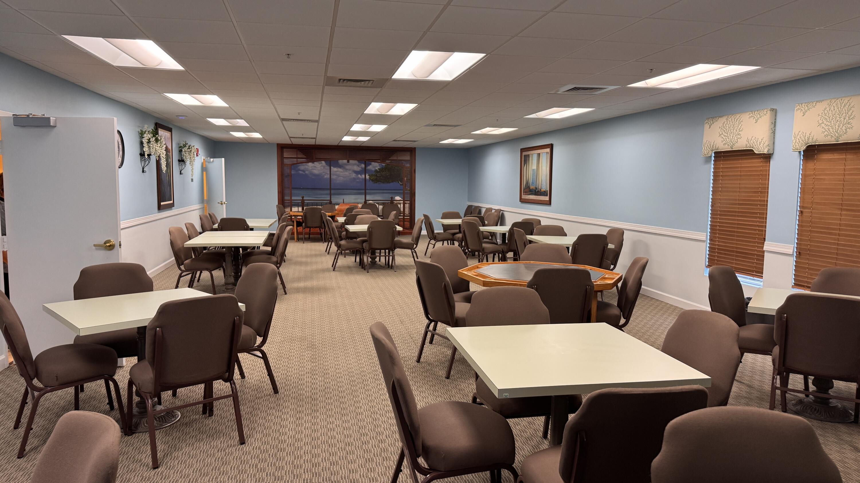 VILLAGE ROYALE ON THE GREEN CONDO COMPLEX - Residential