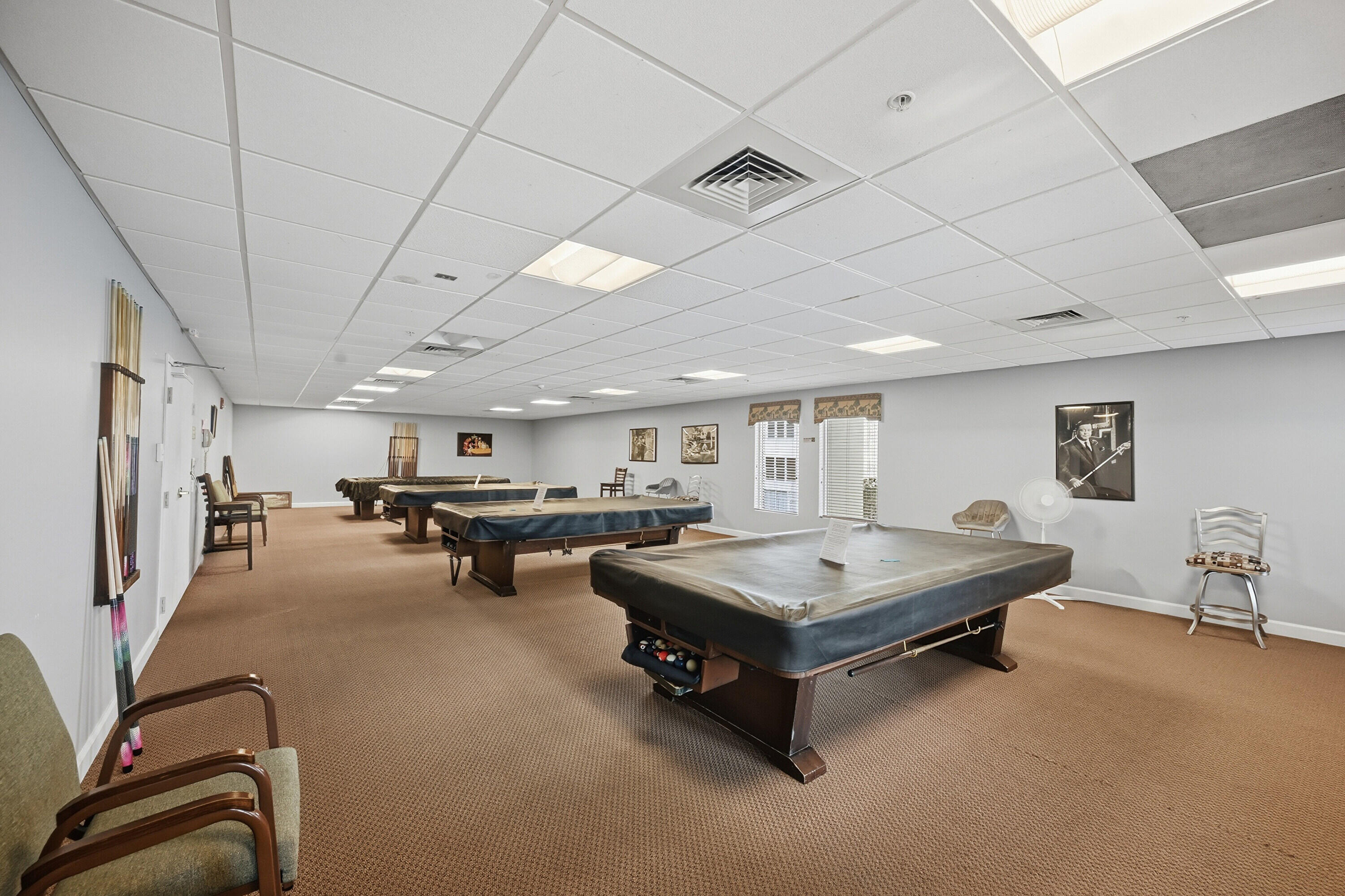 VILLAGE ROYALE ON THE GREEN CONDO COMPLEX - Residential