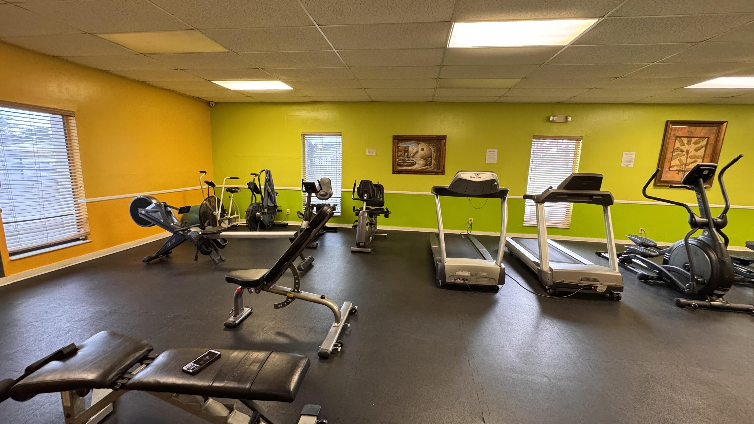 VILLAGE ROYALE ON THE GREEN CONDO COMPLEX - Residential