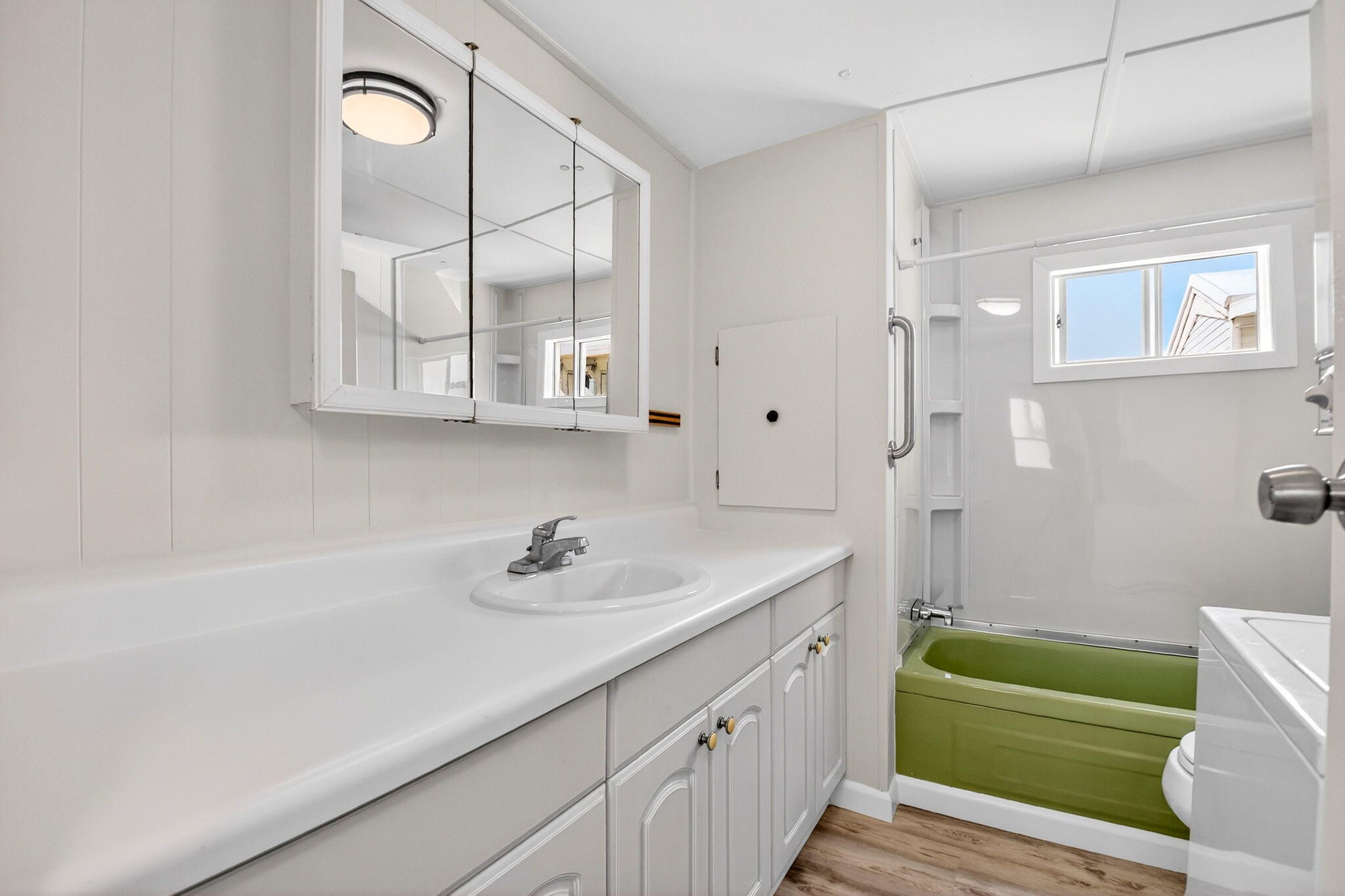 BRINY BREEZES INC - Residential