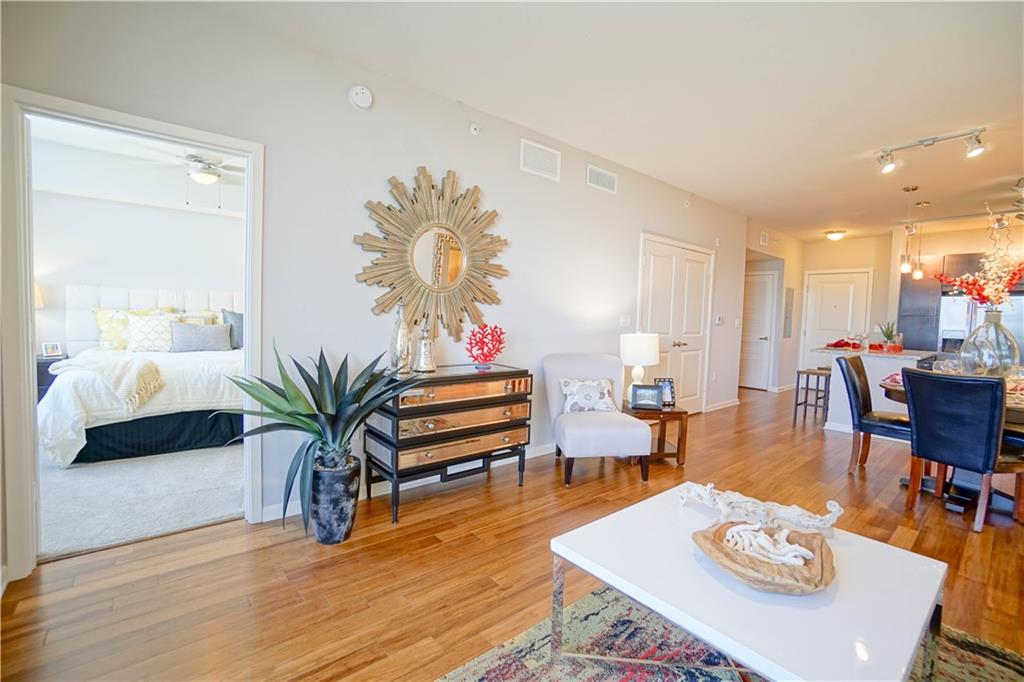 Elan - Residential Lease