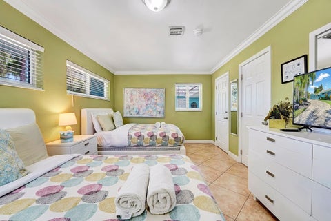 Tiny photo for 3488 NE 19TH Avenue, Oakland Park, FL 33306 (MLS # B26082051)