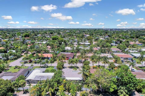 Tiny photo for 3488 NE 19TH Avenue, Oakland Park, FL 33306 (MLS # B26082051)